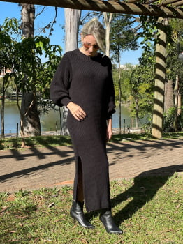 VESTIDO EM TRICÔ HELÔ